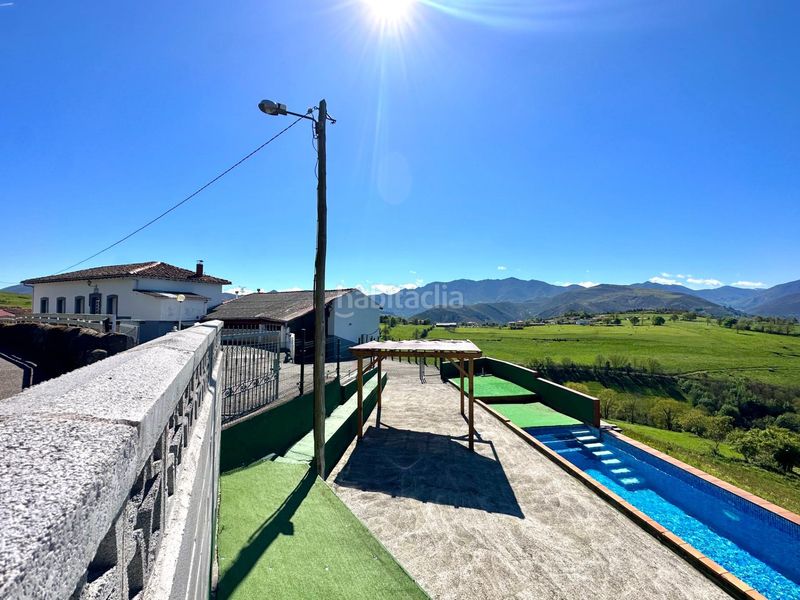 Foto 9f255f4c-d501-40c7-b32f-949ec25177da. Xalet amb aparcament piscina a Tineo