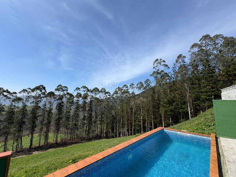 Foto a6f31ae5-879c-479b-8929-4982f3a2d685. Xalet amb aparcament piscina a Tineo