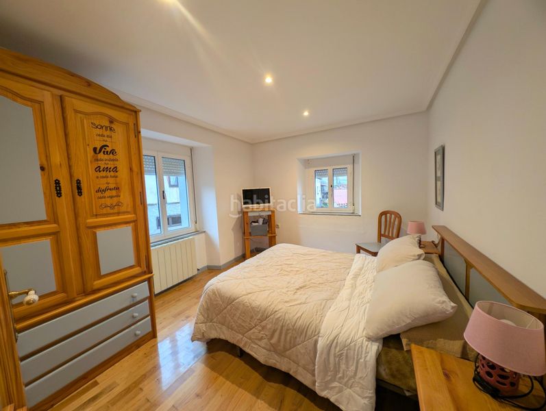 Foto da1903e2-1903-4374-86e3-7fed4296ed1c. Xalet amb aparcament piscina a Tineo