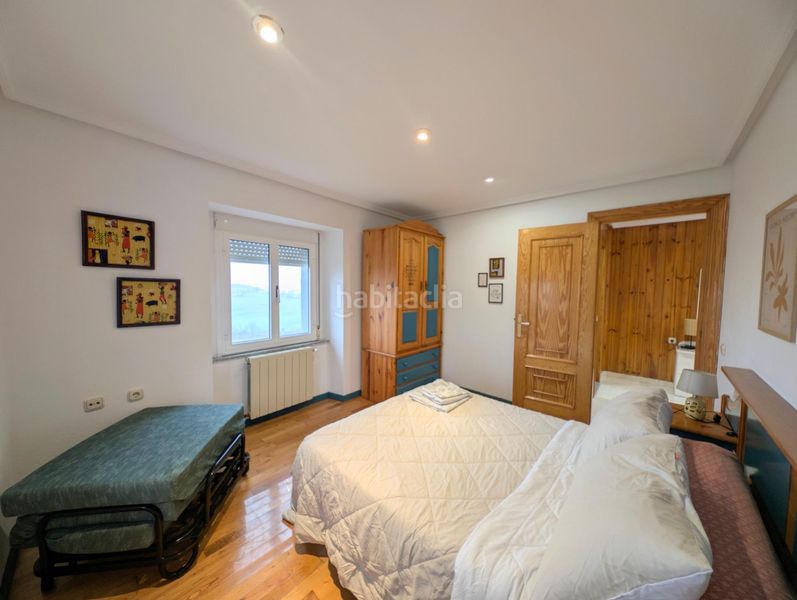 Foto e1362286-9077-445e-87b7-999a6099e3d5. Xalet amb aparcament piscina a Tineo