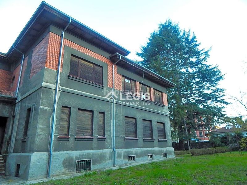Foto afeca06f-d328-4458-9677-decb3fecd2f2. Chalet in calle calle de vital aza 38 in Lena