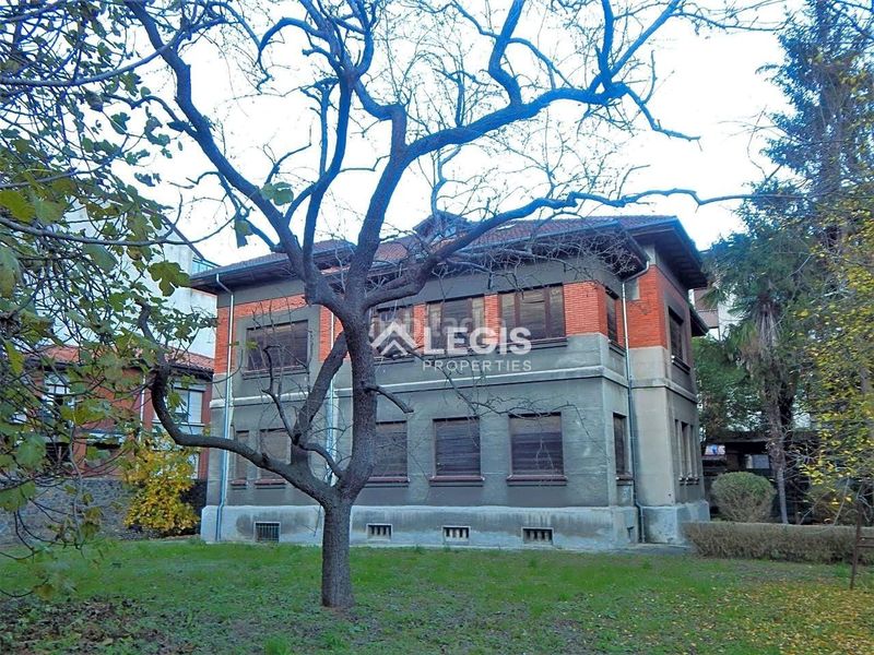Foto cd507522-18a7-409b-b4d7-a9715c7df252. Chalet in calle calle de vital aza 38 in Lena