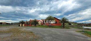 Edifici  As-373. Complejo hostelero inmenso en llanera  1.700 m2 construidos y 10