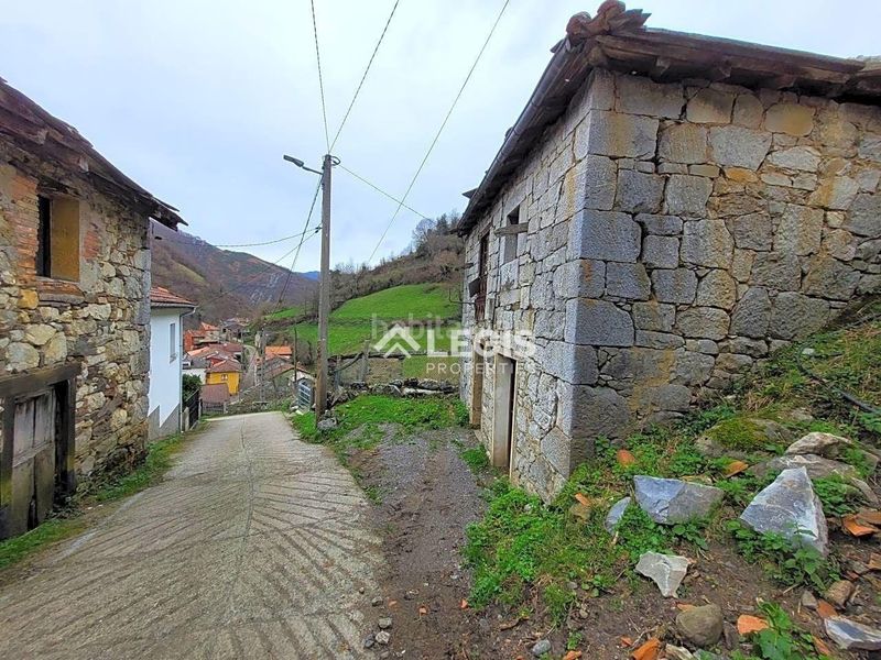 Foto 08d0688d-fd5f-4420-8483-fc6951a9acac. Casa a Aller