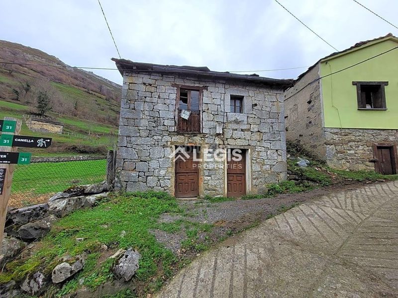 Foto 4789fdcc-bd77-4af7-9475-f8060e84bf83. Casa a Aller