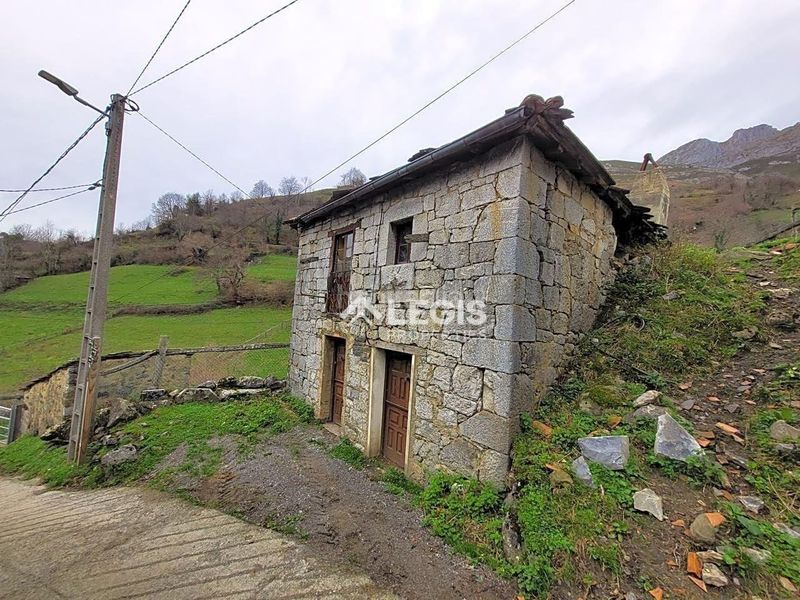 Foto 68e63a5e-e37f-474f-b878-a65868d058ff. Casa a Aller