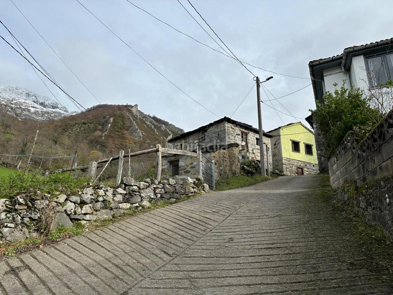 Foto a5b0fb90-ff0b-4a84-bc26-2bb1e3a24273. Casa  de piedra para reformar en el pueblo de rio, principado de asturias. en Aller