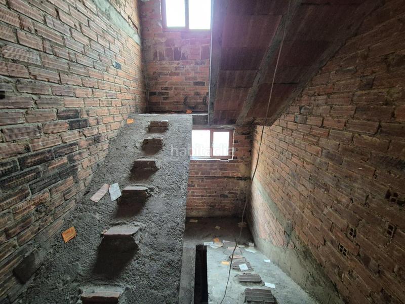 Foto 1a577034-67c6-4835-884a-b45c681a9bbd. Edifici a calle carretera general 41 a Aller