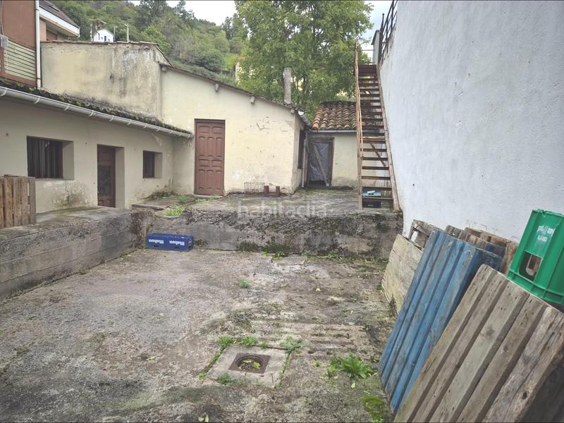 Foto 3f884e04-de54-491c-8573-eec1f47e675e. Edifici a calle carretera general 41 a Aller