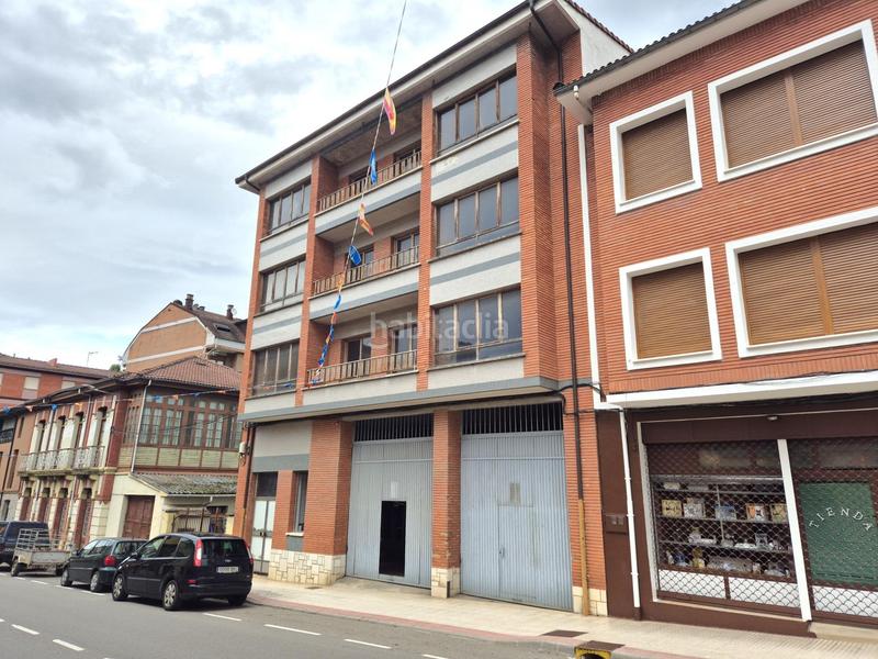 Foto 5cbf936f-f8a5-4866-8c94-303e2374a44b. Edifici a calle carretera general 41 a Aller