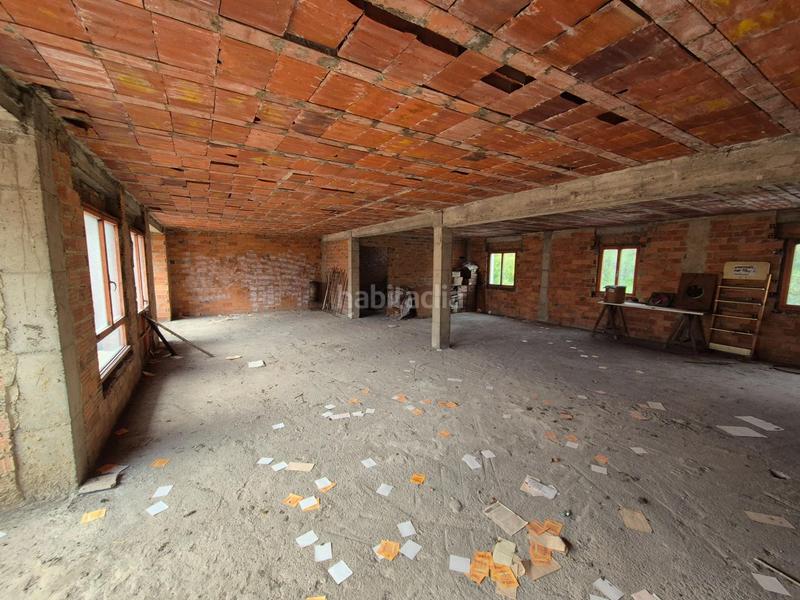 Foto 691a9888-c2f9-4ded-b071-3ce47fbc9a07. Edifici a calle carretera general 41 a Aller