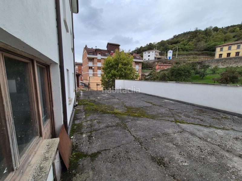 Foto 69f83e90-d563-4a71-9a9b-b035c7b698b7. Edifici a calle carretera general 41 a Aller