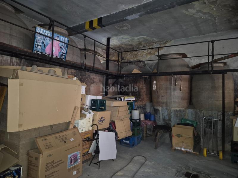 Foto 9f82824c-d2a7-4e66-8f2f-3899a365f3dc. Edifici a calle carretera general 41 a Aller