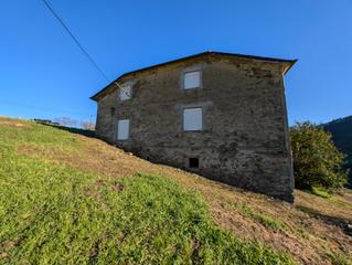 Xalet a Polígono polígono 2 paraje 119 cortia 146. Caserío asturiano de origen indiano