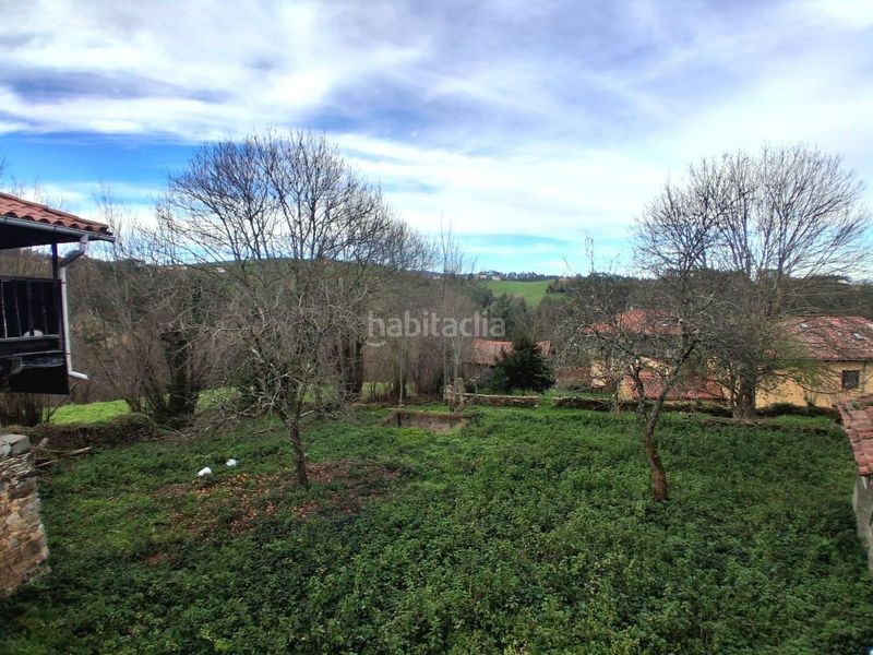 Foto e9ee0a1f-010c-46a3-97df-a95eefe71c61. Casa amb aparcament a Salas