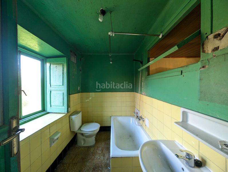 Foto ee67eedf-5d1c-4314-b67c-a417a0d51a89. Casa amb aparcament a Salas
