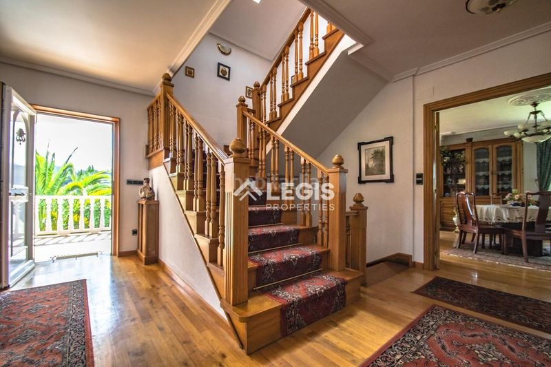 Foto 45845a95-98c9-41c5-ae1d-a594e5d7ed61. Xalet amb aparcament piscina a Valdés