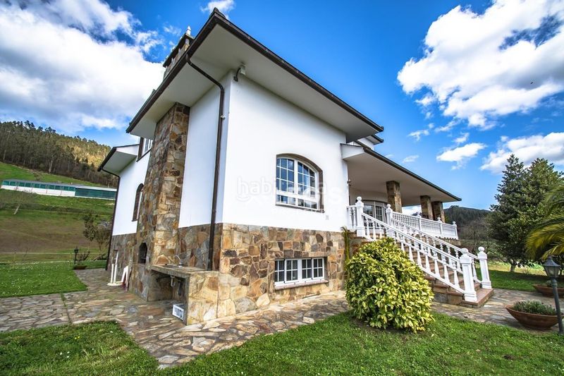 Foto 47baa56c-99d6-49d4-82db-c9134fd7d241. Xalet amb aparcament piscina a Valdés