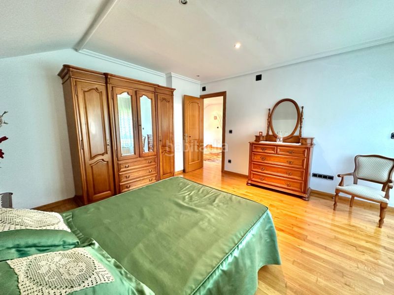 Foto a126a249-cea3-4ff3-8606-ab4a7bfb9e73. Xalet amb aparcament piscina a Valdés