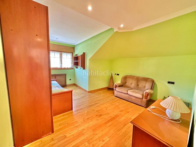 Foto b10e8957-744b-4b46-a792-ce3815040bd3. Xalet amb aparcament piscina a Valdés