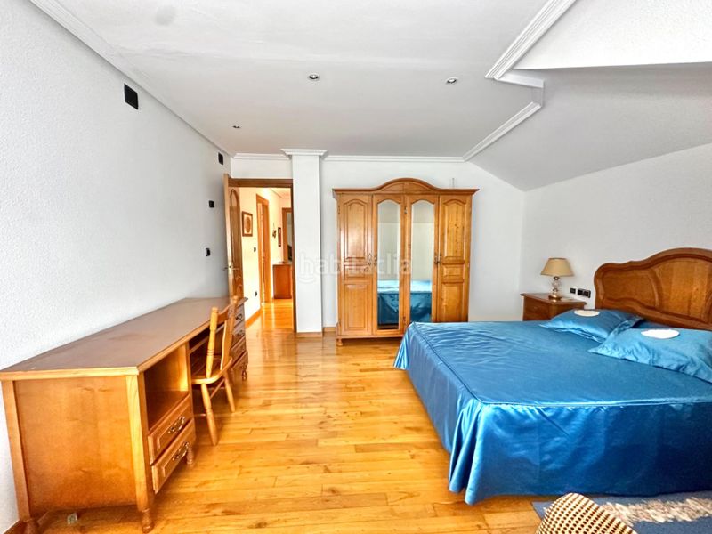 Foto d533bfae-17d9-4984-848a-67bc22d3abe6. Xalet amb aparcament piscina a Valdés