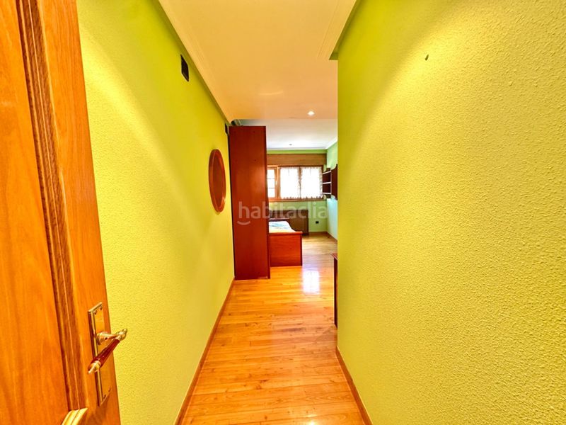 Foto e58d312b-aaae-49bd-aad9-49f828719adc. Xalet amb aparcament piscina a Valdés