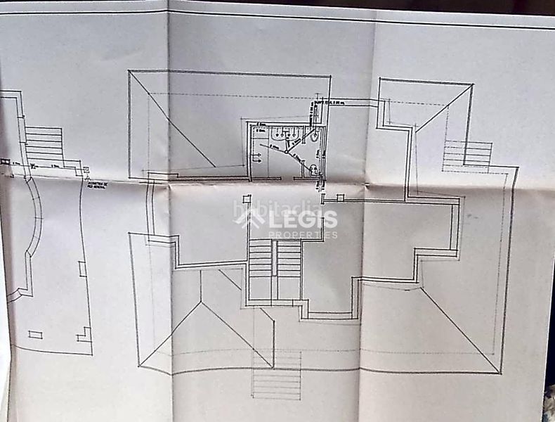 Foto eb2ab41a-58c1-423f-a099-c2178277bb98. Xalet amb aparcament piscina a Valdés