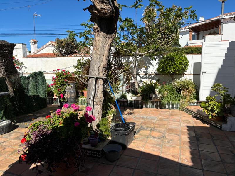 Foto 3bbf5f7b-4b69-4890-9fe3-41636dca00f5. Chalet avec chauffage parking dans Costabella Marbella