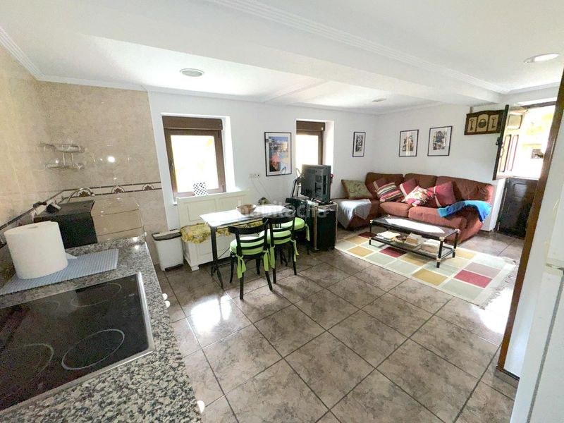 Foto 8fb8ac48-6cb0-4a9c-bd73-b4237a22f982. Casa amb calefacció a Aller