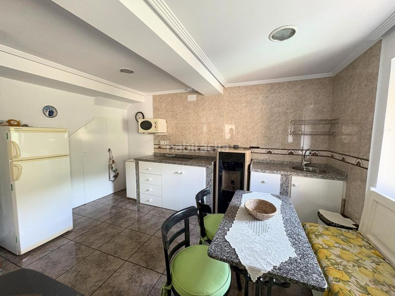 Foto e95930dd-808c-4b9a-a8b6-ae6a395ca428. Casa amb calefacció a Aller