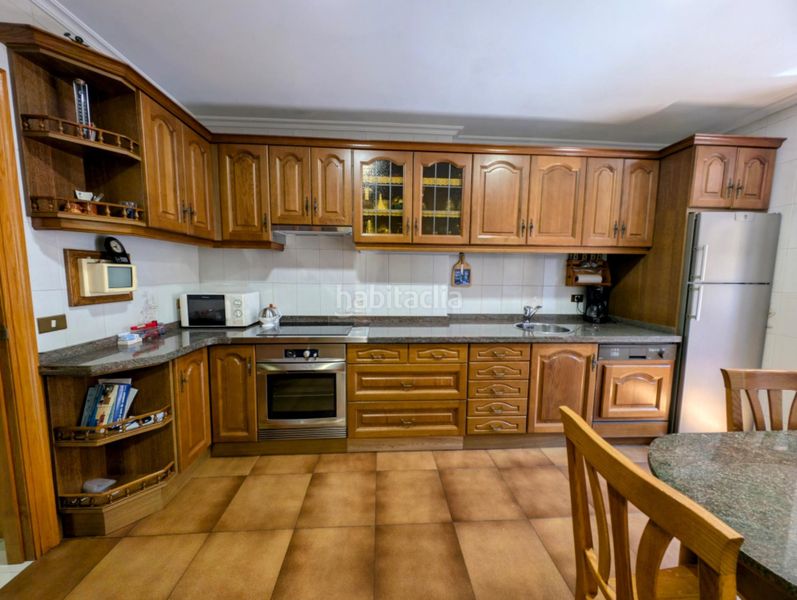 Foto 13f5e394-c63d-4151-a19b-601afe32e5be. Xalet amb aparcament a Aller