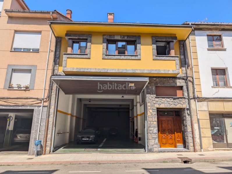 Foto 1da14462-3276-4f6f-9b65-bfa7831ca09f. Xalet amb aparcament a Aller