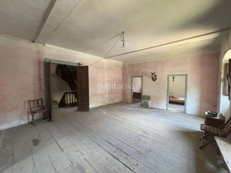 Foto 23c42306-af6c-422e-9e4d-1df8a5055db7. Xalet amb aparcament a Aller