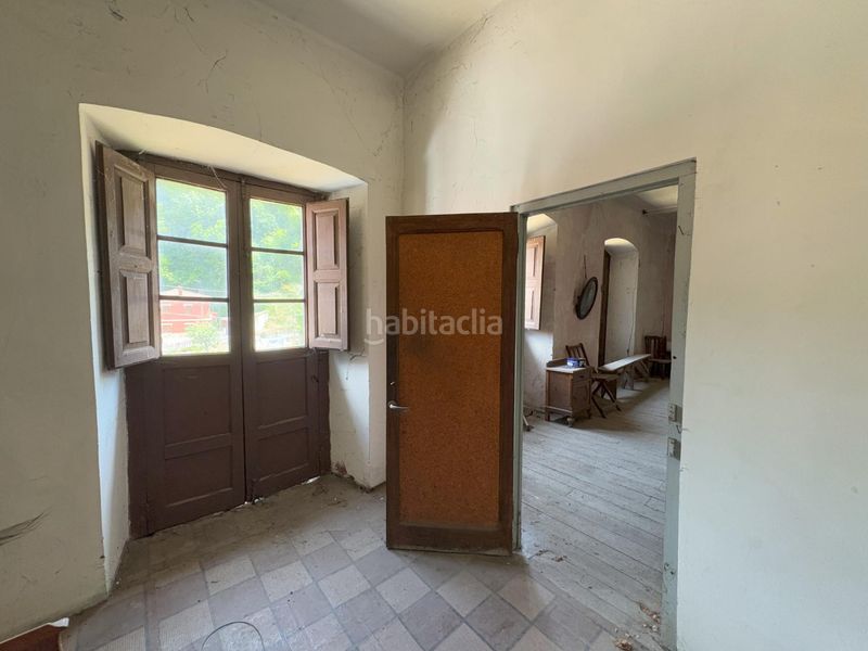 Foto 36755439-2d05-4b30-a4d7-36966154791b. Xalet amb aparcament a Aller