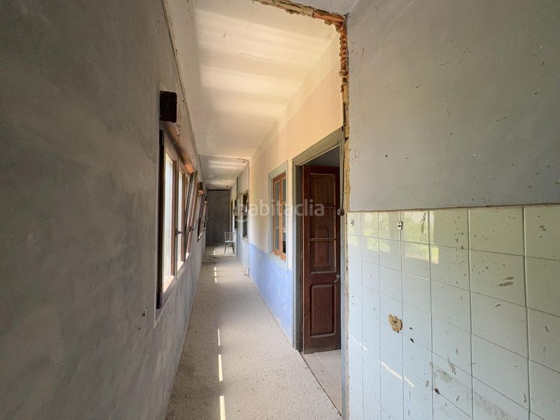 Foto 83ca6eb2-a18f-4d91-88f9-db772d30a1a9. Xalet amb aparcament a Aller