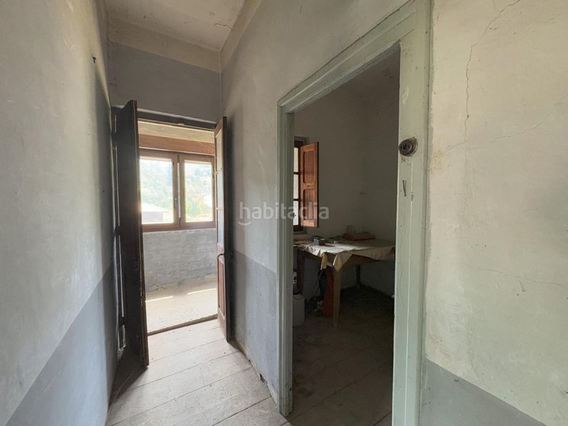 Foto 94792f0b-619f-4d8e-b608-4a24da0188da. Xalet amb aparcament a Aller