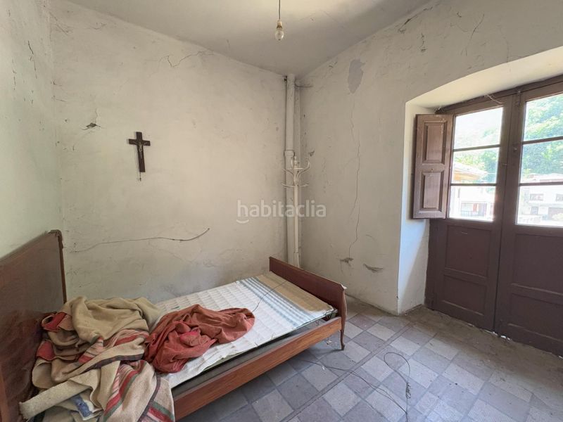 Foto c3b05f43-4c0f-4d52-a271-df0dfac39154. Xalet amb aparcament a Aller