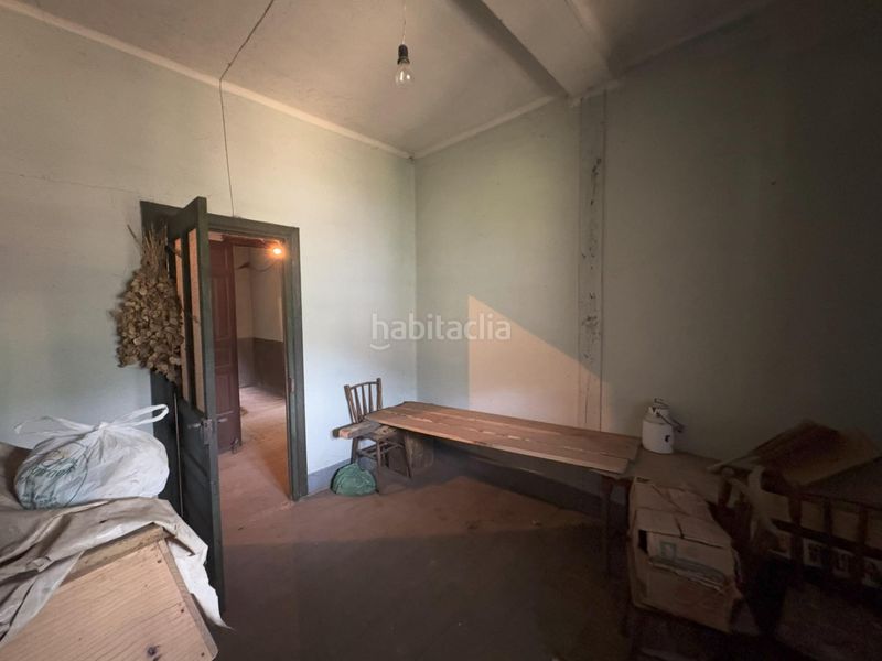 Foto c88943ef-f7fe-476a-945c-c2fd9d3455de. Xalet amb aparcament a Aller