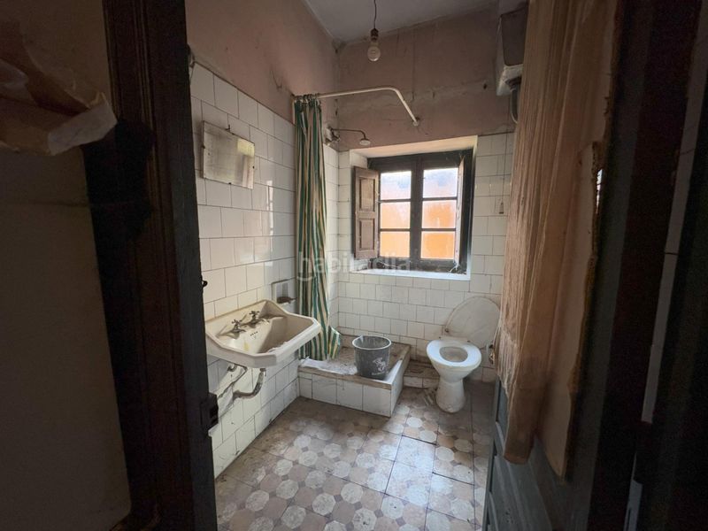 Foto e907f327-50a4-4e32-83b6-f674a1df6b7c. Xalet amb aparcament a Aller