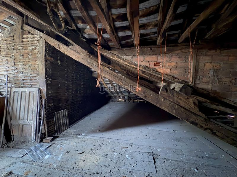 Foto f3d3e1df-f857-4cae-b402-f4d3cb698aa2. Xalet amb aparcament a Aller