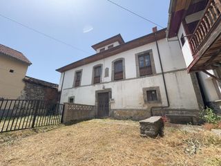 Chalet  Lugar casomera. Casona asturiana de 1884 con finca y vistas unicas en casomera a