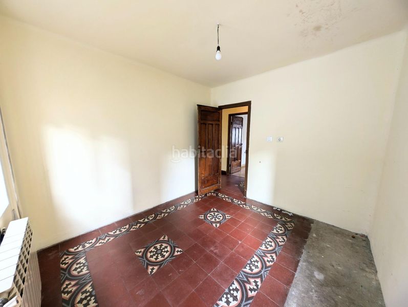 Foto 27e727fd-4903-4d13-b5f9-9052fb43963a. Casa amb aparcament a Tineo