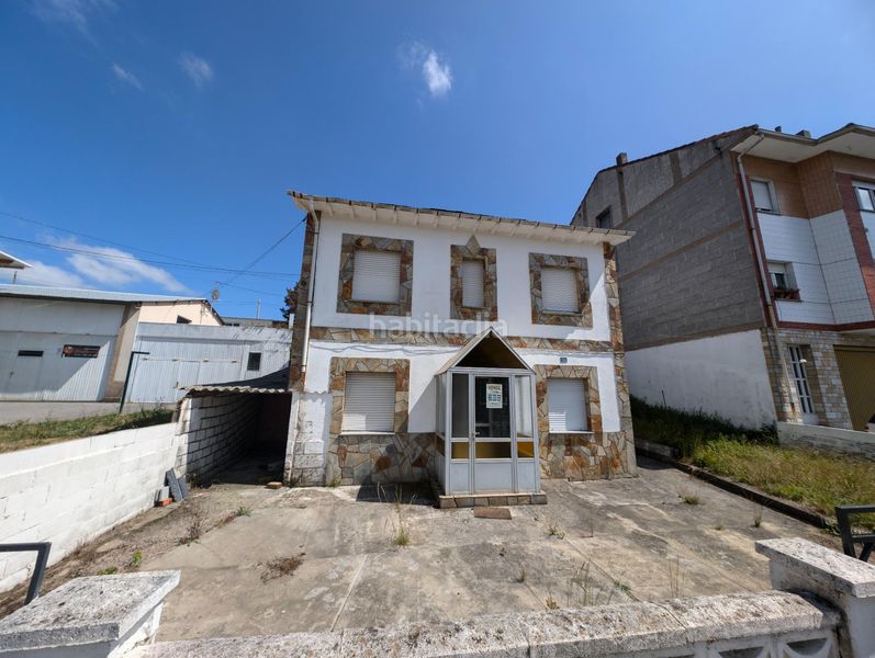 Foto 47815da7-aea3-445b-9163-ed23dfb7a7df. Casa amb aparcament a Tineo