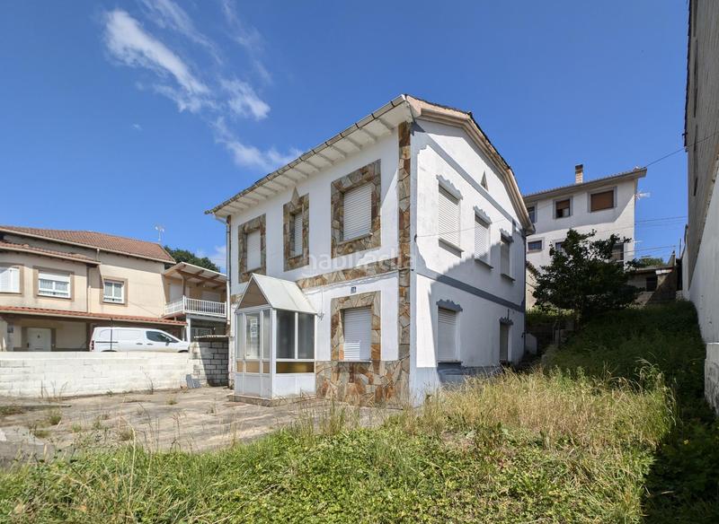 Foto a61529bb-1ef7-4601-944d-085f3dddffba. Casa  chalet en Tineo