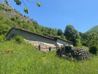 Finca rústica  Lugar cuevas. Exclusiva propiedad para reformar en el corazón de la montaña as