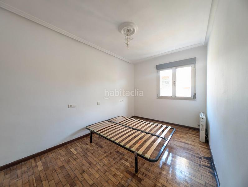 Foto 5bfd1db0-33dd-4f9a-9210-57bd99497ad3. Appartamento in calle juan ramón jiménez 1 in Masip Oviedo