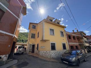 Edifici  Felechosa arriba. Oportunidad única de inversión  edificio en felechosa, concejo d