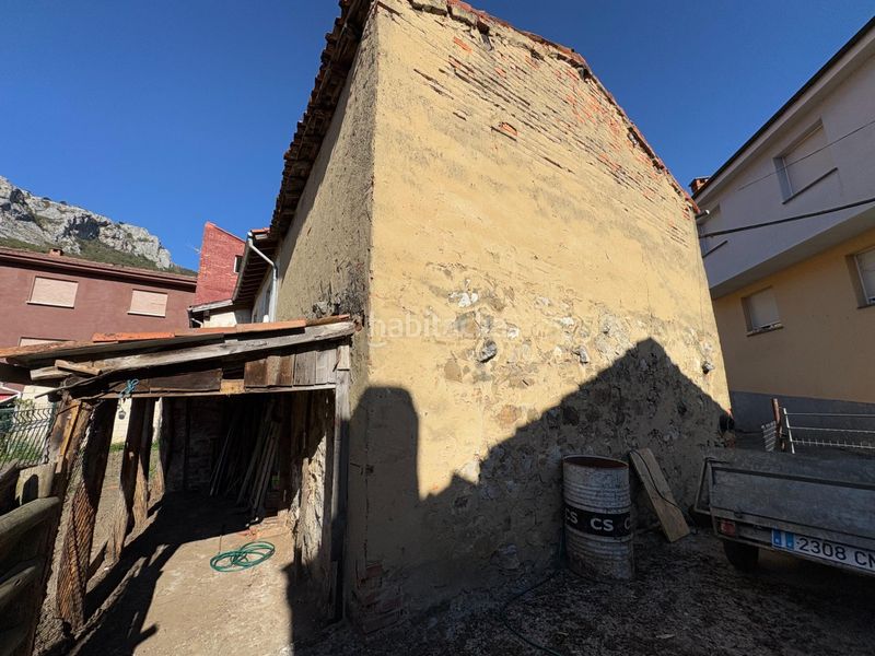 Foto 29b7e48a-256c-43cf-8e71-a8b061d8e55c. Xalet a pelugano 0 a Aller