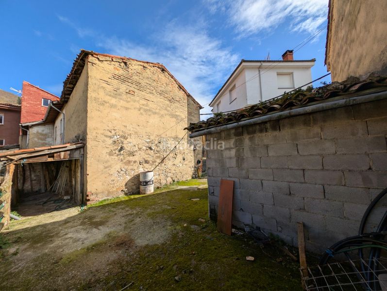 Foto 527581d5-dbcf-473e-8fe6-1e26117e7857. Xalet a pelugano 0 a Aller