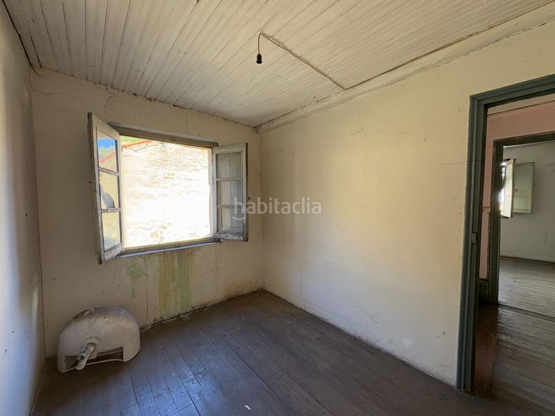 Foto cb609af5-5f32-44a8-9bcb-c1fe1d71d3cd. Xalet a pelugano 0 a Aller